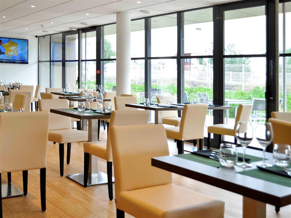 Ibis Lyon Est Chaponnay Hotel Kültér fotó
